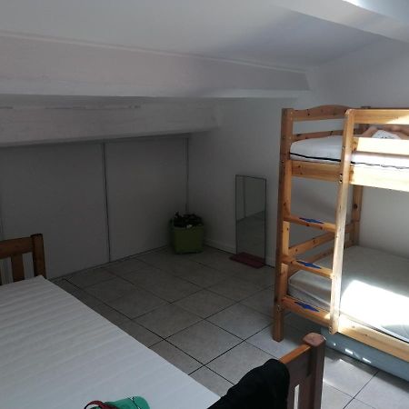 Appartement Meuble A Villeneuve Les Maguelone מראה חיצוני תמונה