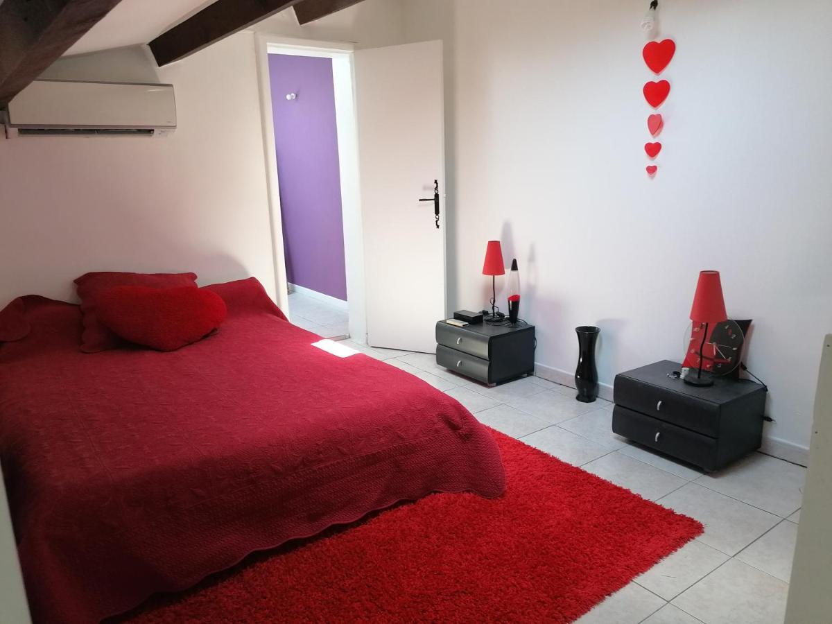 Appartement Meuble A Villeneuve Les Maguelone מראה חיצוני תמונה