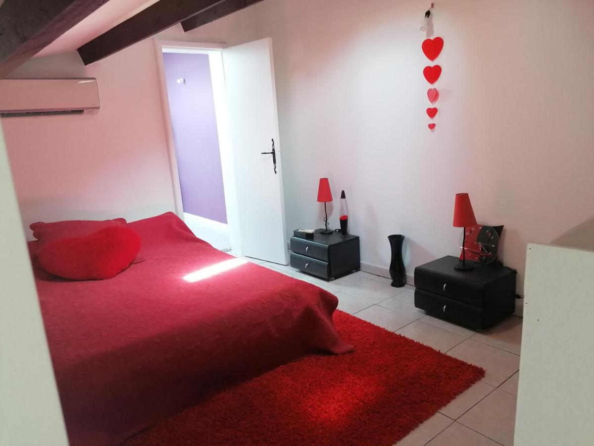 Appartement Meuble A Villeneuve Les Maguelone מראה חיצוני תמונה